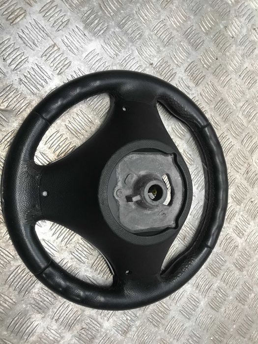 Bmw e90 e91 e87 e81 kierownica oryginał trój ramienna