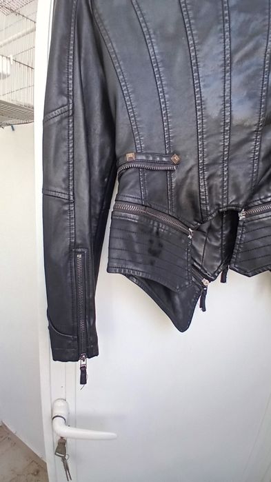 Casaco pele sintética estilo motard