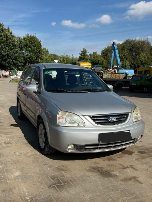Kia Carens