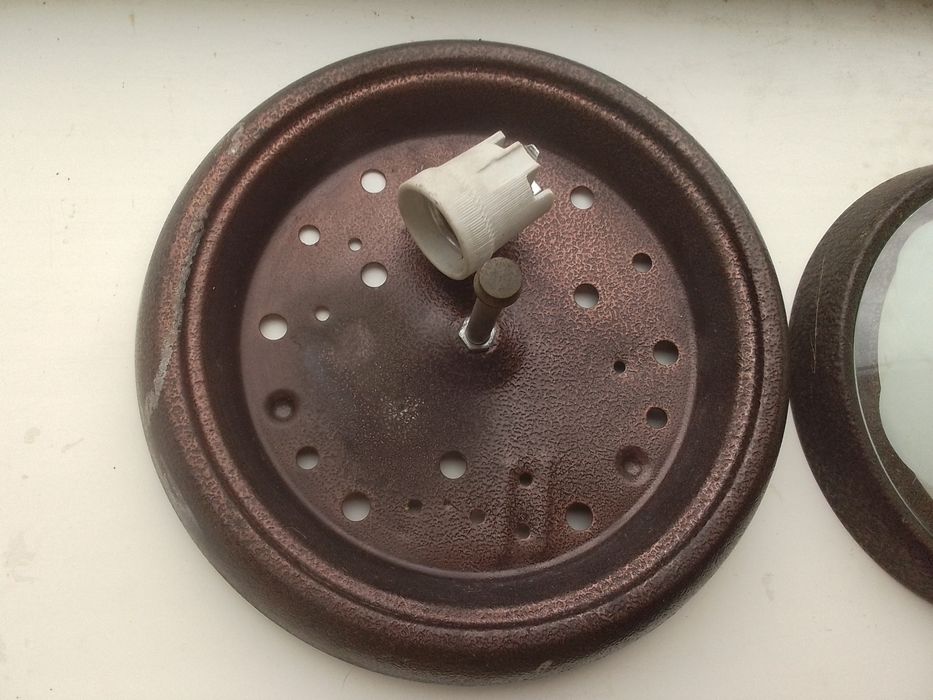 Светильник металлический со стеклом,  Читайте объявление полностью