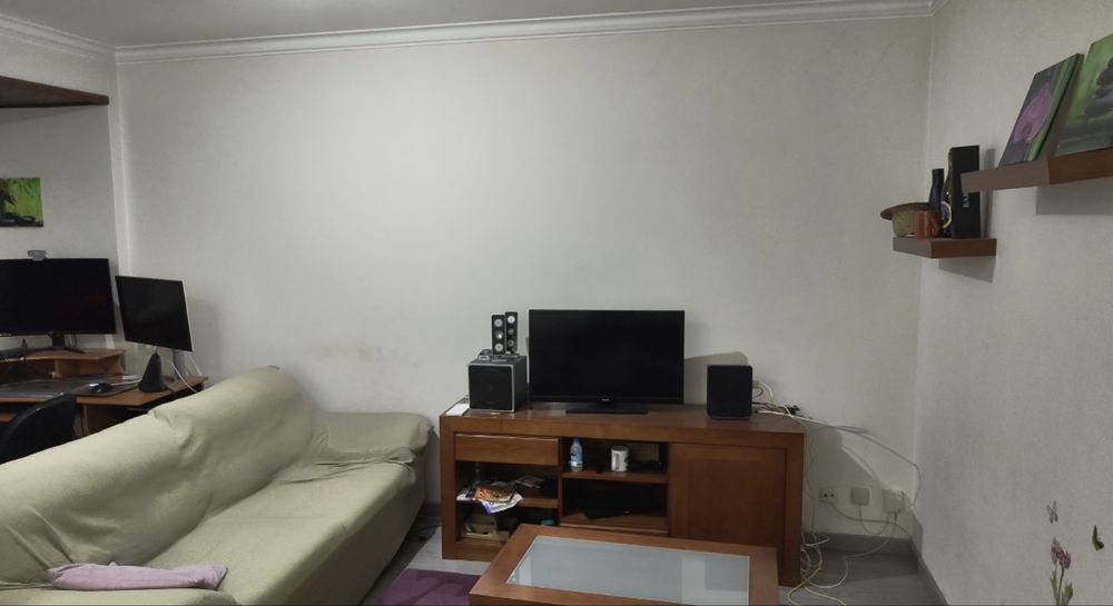 Alugo quarto a estudantes com 32m2
