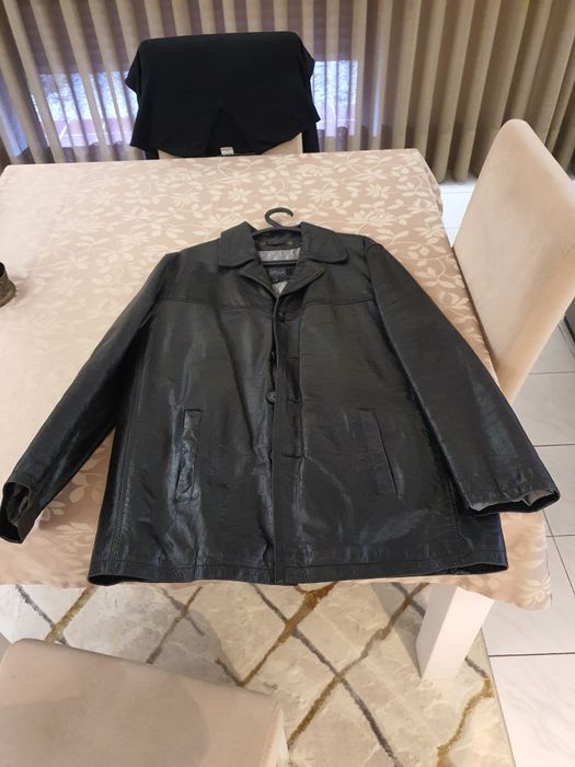 Blusões em Pele Verdadeira – Motard, Casual e Elegante
