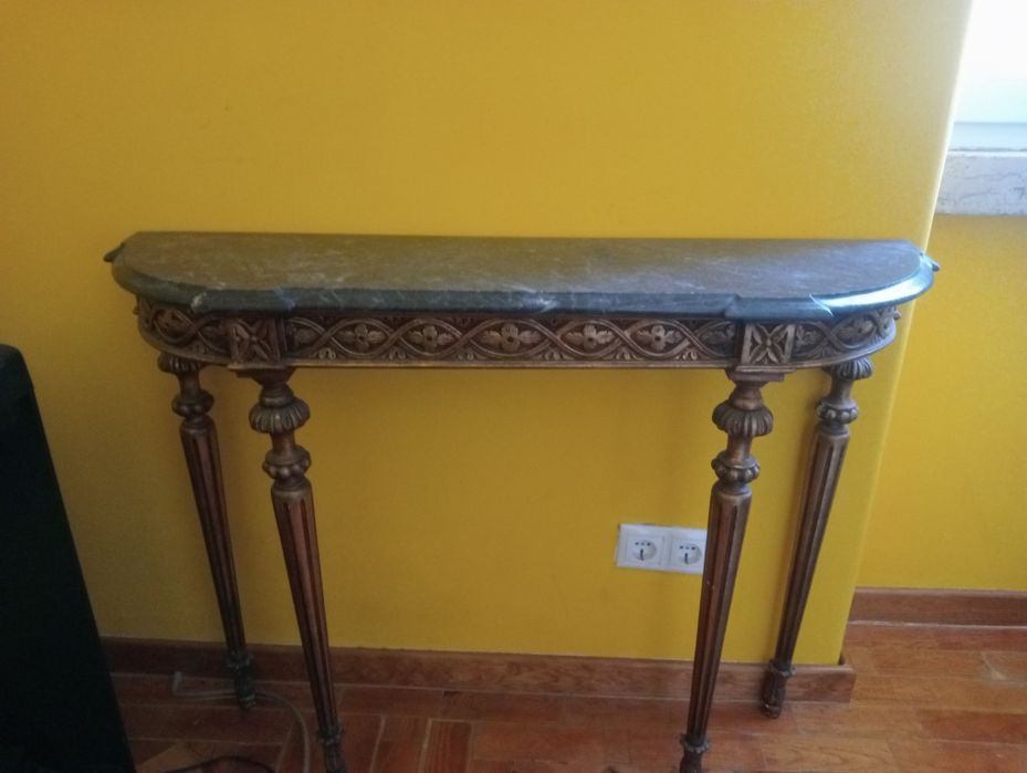Mesa de  mármore