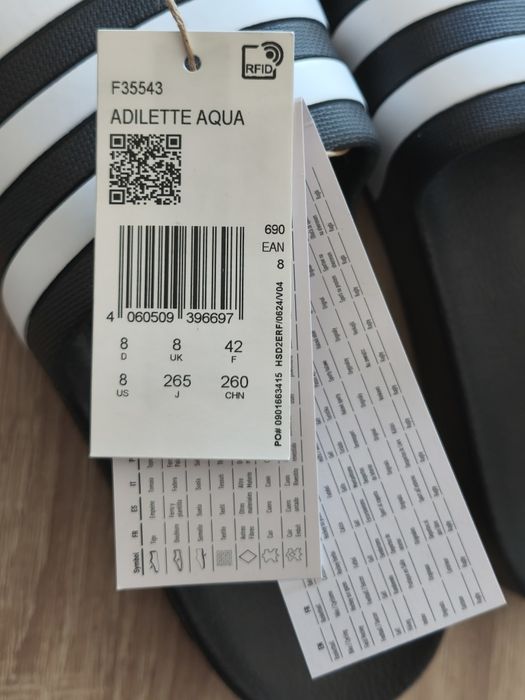 Klapki gumowe czarne Adidas rozm 42 nowe