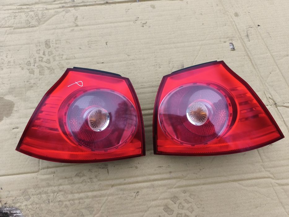 Задні стопи Фольксваген Гольф 5 Фанарі