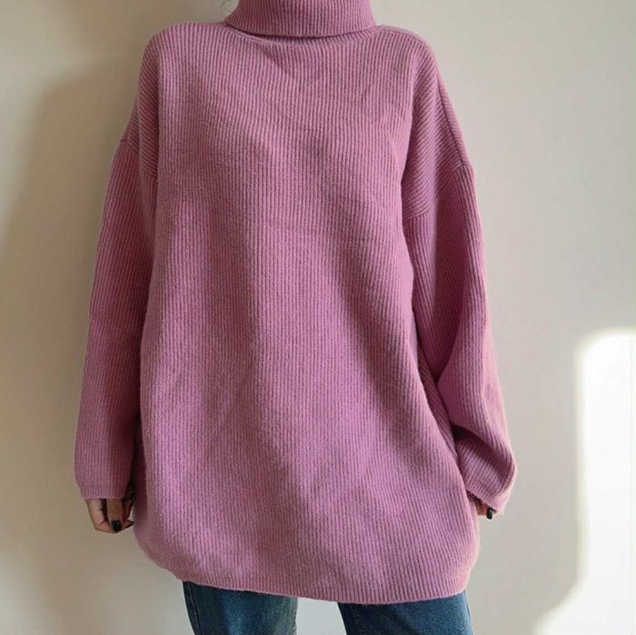 Różowy cukierkowy sweter