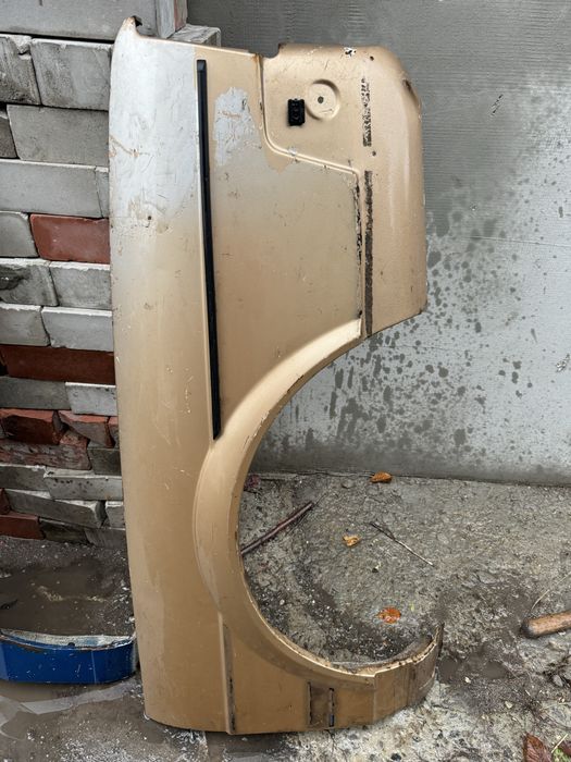 Разборка  фольцваген пассат б2 б3 б4  крыло крылья и другие запчасти