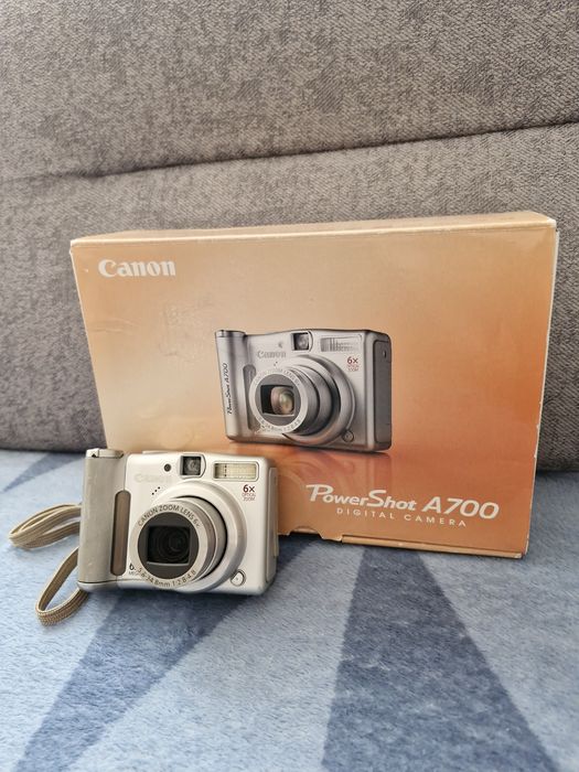 Aparat cyfrowy Canon PowerShot A700 PC1182 z pudełkiem
