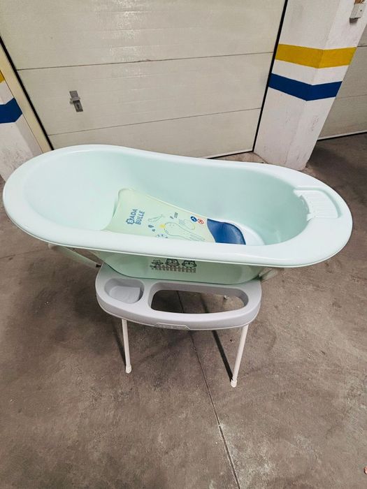 Banheira e tripé para bebé Bebe-Jou