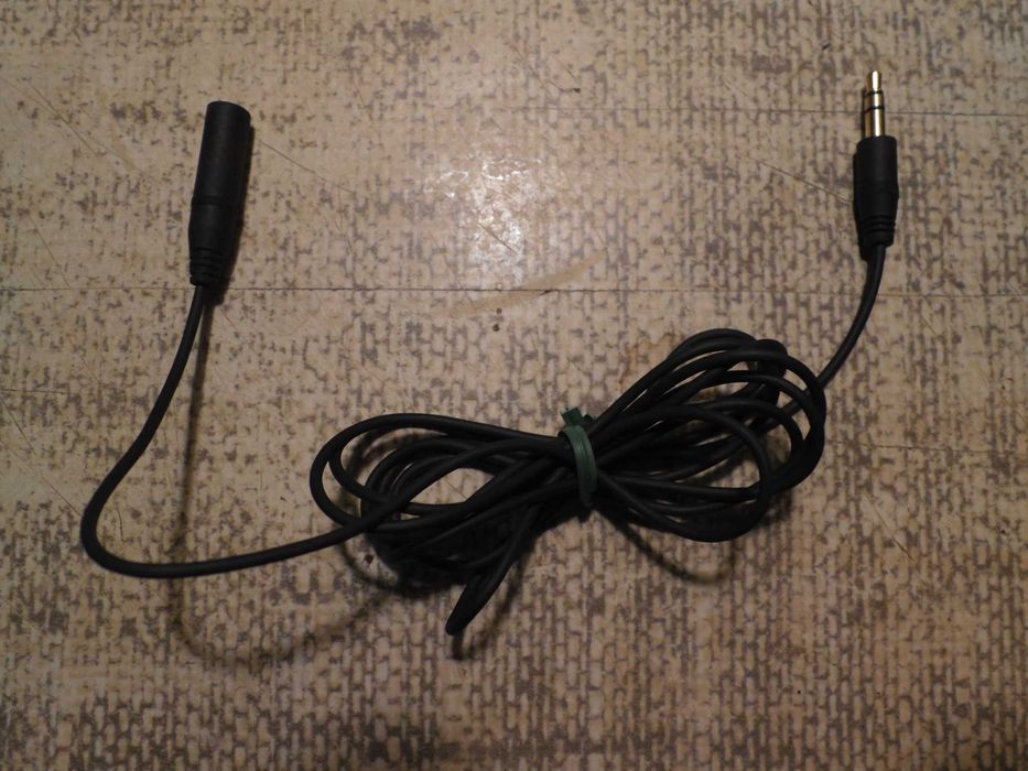 Kabel audio przedłużacz słuchawkowy Mini JACK 3,5 dł. 1,5 m pozłacany.