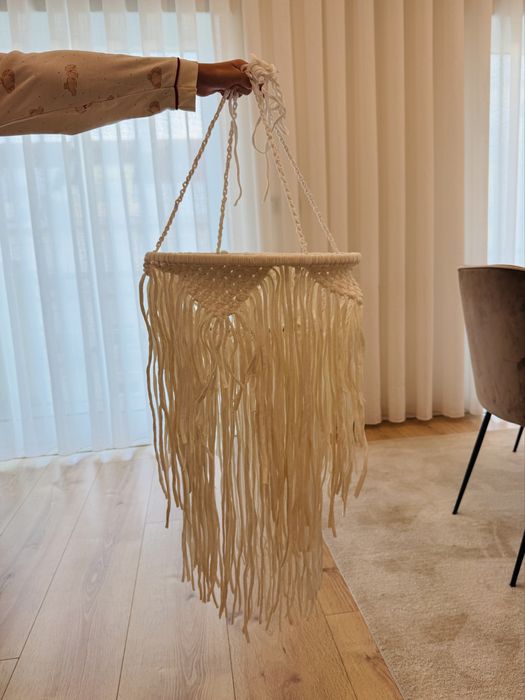 Duas medusas estilo macramé decorativas