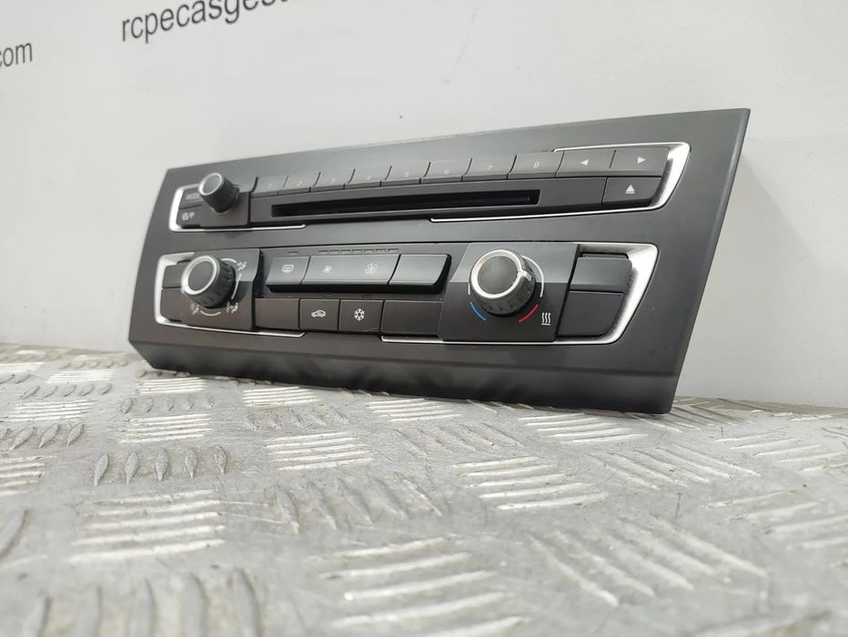 Display Sofagem Controlo Radio Climatronic BMW Serie 1 F20 F21