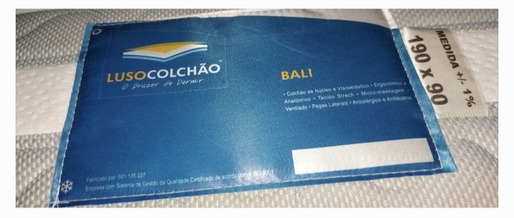 2 camas de solteiros, colchão, cadeirão-Cama e/ou cabeceira de cama...