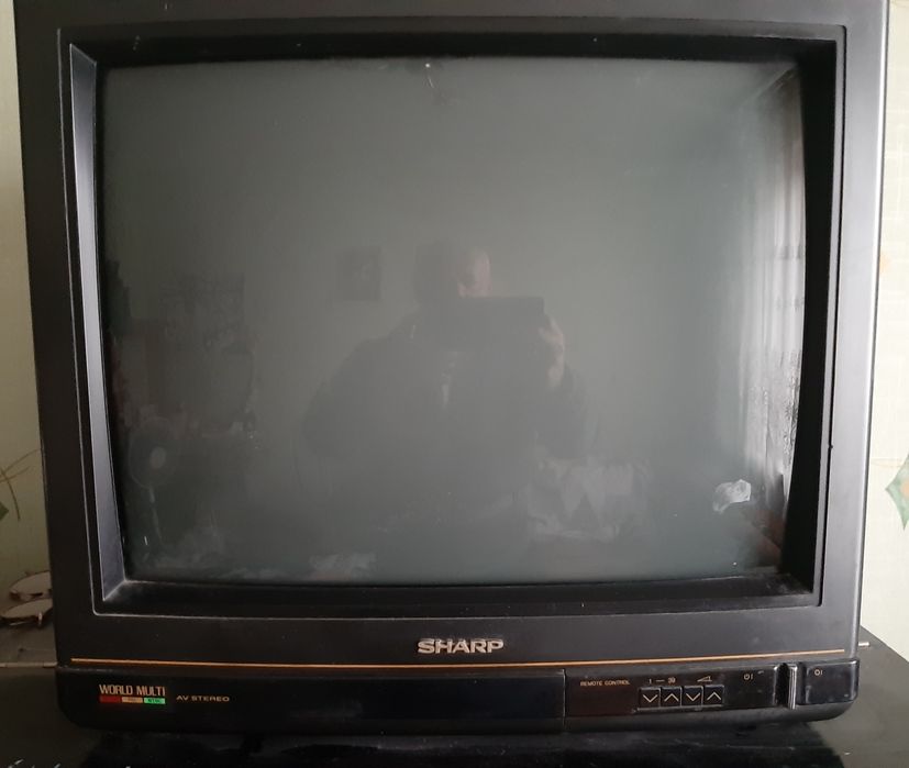 Телевизор Sharp 51