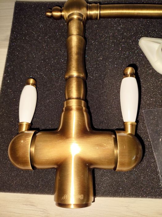 Bateria kuchenna SMEG MAP77PO mosiężna do wody kranowej i filtrowanej.