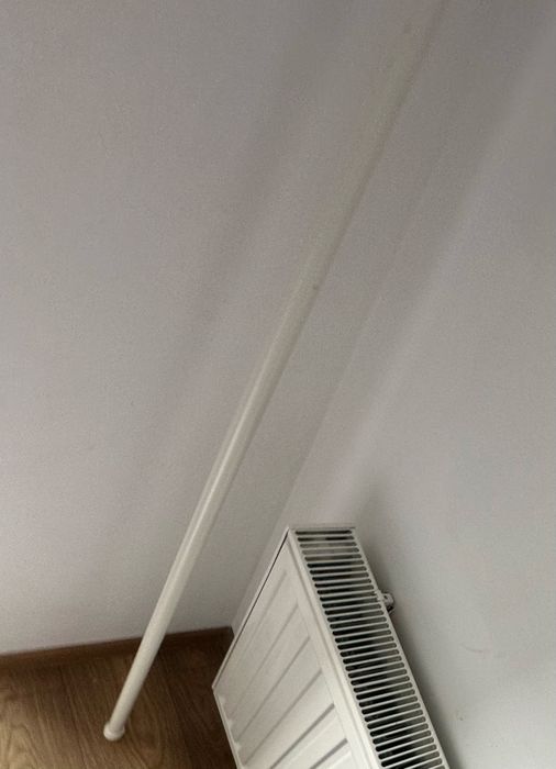 Karnisz biały Ikea