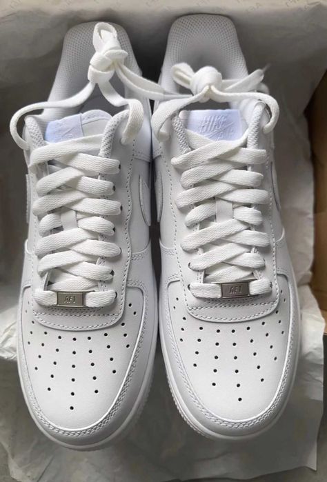 Nike_Air Force 1 R.42