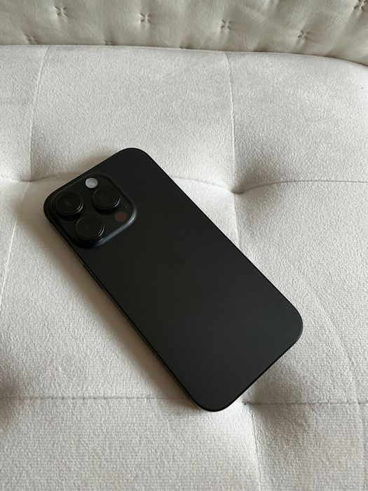 iPhone 16 PRO - 128 GB (bateria 98% + garantia)