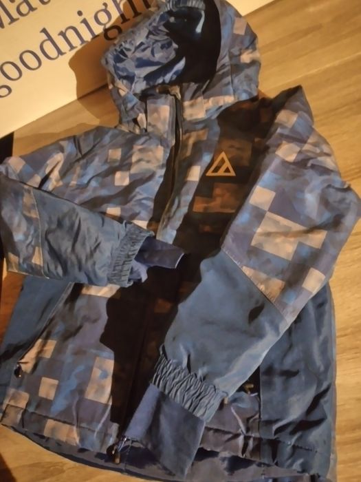 Kurtka chłopięca 122/128