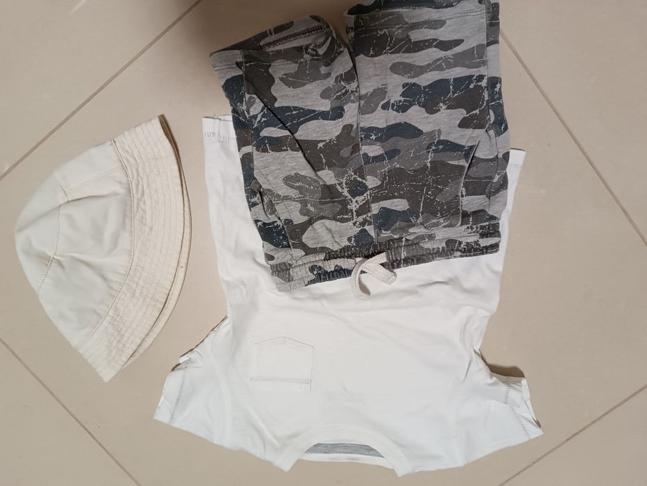 Zestaw na lato spodenki Reserved i koszulka Next gratis kapelusik Zara