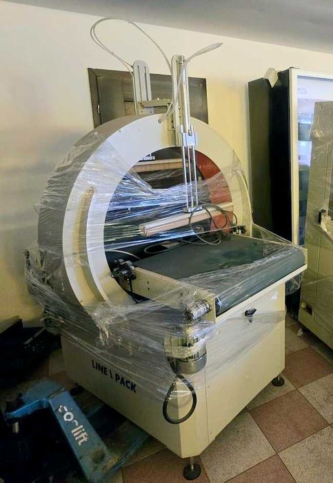 Owijarka pozioma pierścieniowa Avvolgipack LINEA PACK owijarka folii