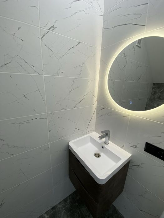 Таунхаус з ремонтом!ЦЕНР каналізація /газ/Святопетрівське.БЕЗ КОМІСІЇ