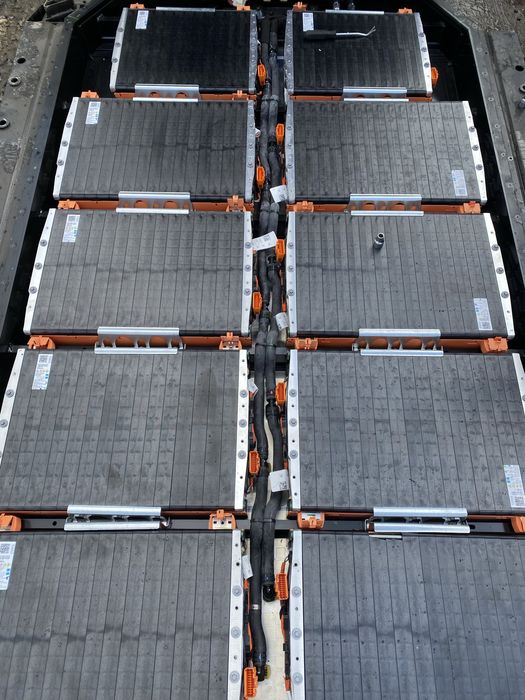 Продам батарею FORD MUSTANG MACH-E.