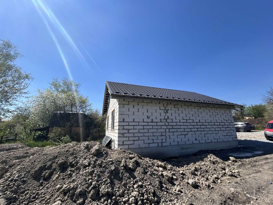 Будинок без внутрішніх робіт в Соколовському масиві