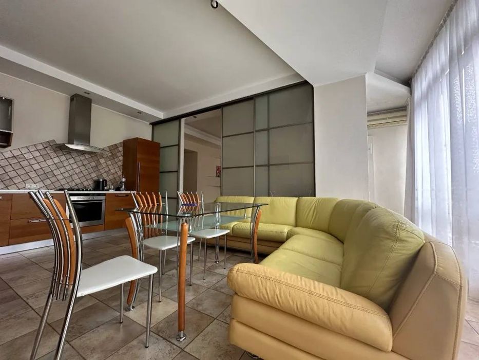 Сдам 3 ком квартру Я. Самарского