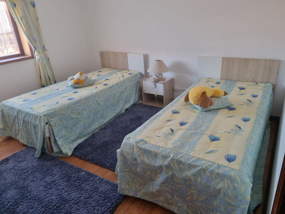 Mobilia de quarto como nova, pouco uso. Oportunidade