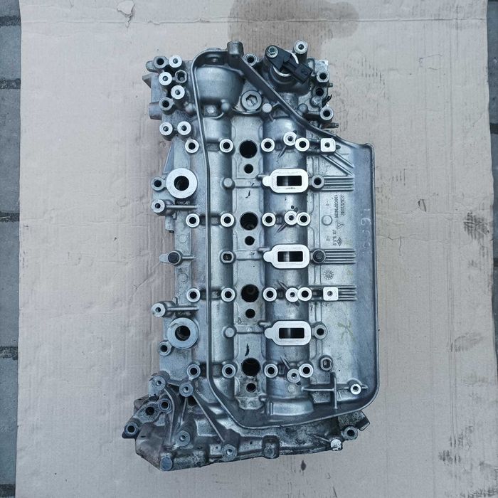 Головка блока Nissan Qashqai 1.6 dci Renault Scenic 1.6 dci Laguna ГБЦ