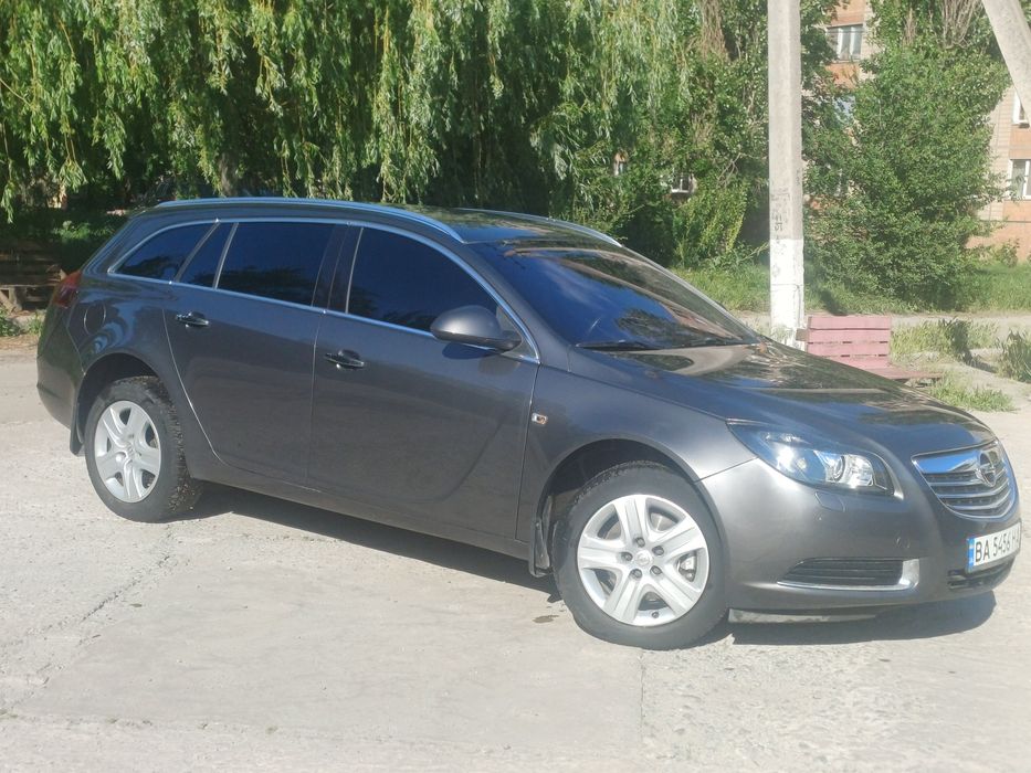 Opel Insignia Sports Tourer 2.0tdi 164к.с