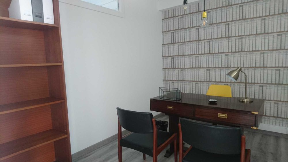 Arrendo sala de escritório no Seixal em Centro de Escritórios