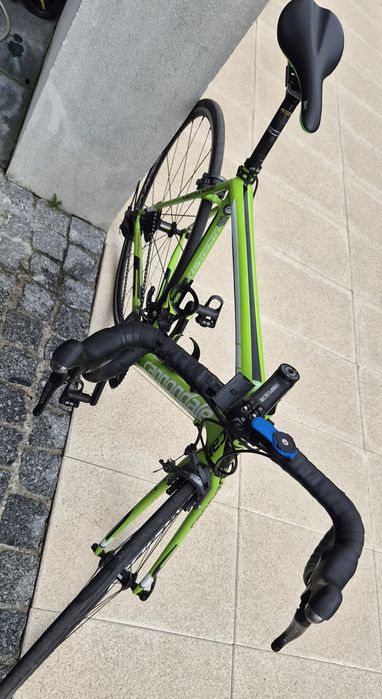 Bicicleta estrada cannondale supersix carbono