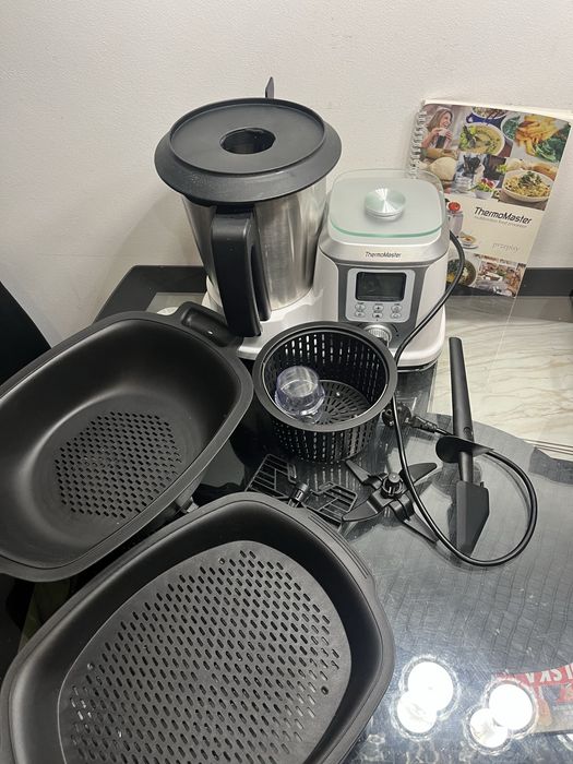 ThermoMaster multifunction food processor