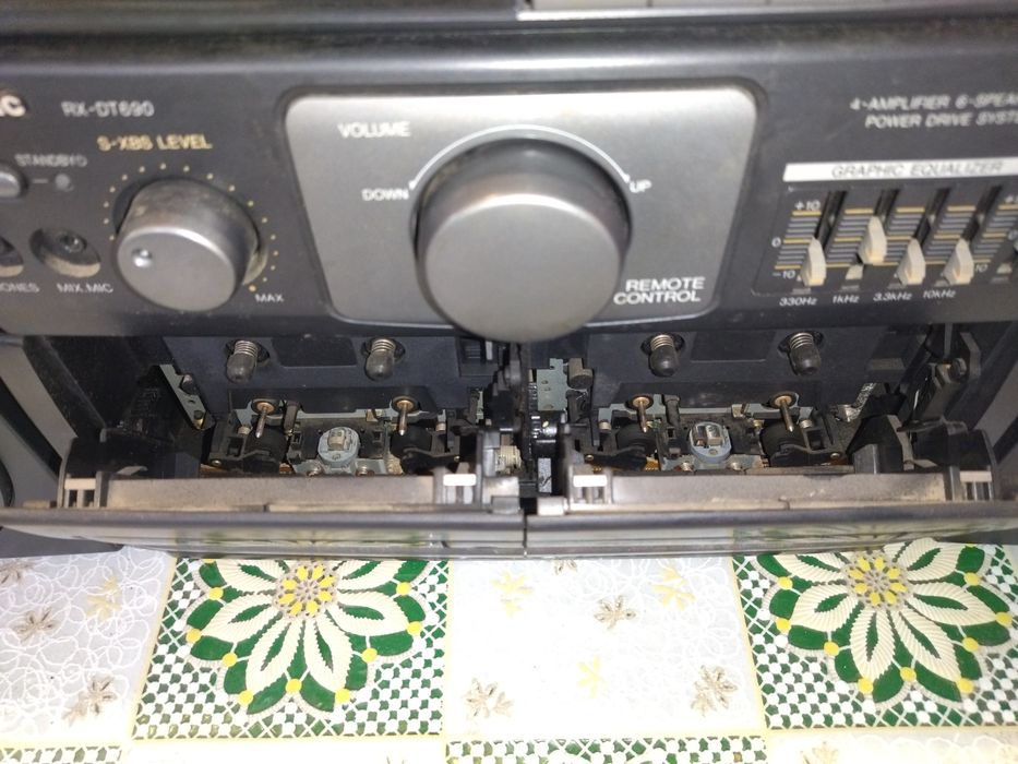 магнитола (бумбокс) Panasonic RX-DT690