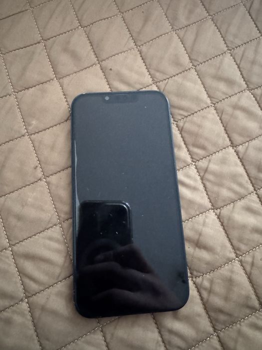 IPhone 13 Traseira partida