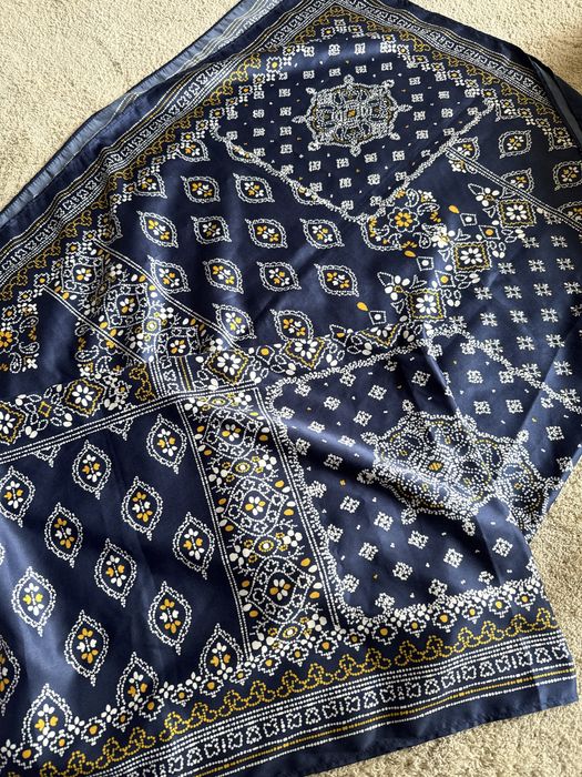 Pareo Chusta 124cm x 124cm granat satynowa