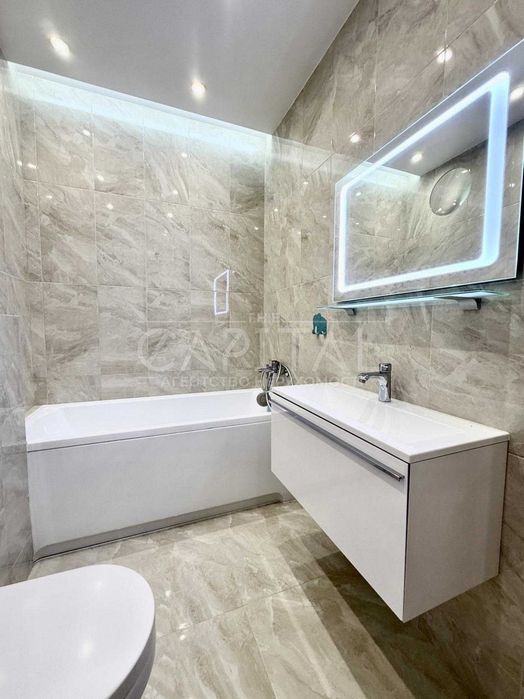 Оренда двоповерхової квартири в ЖК Повітрофлотський квартал Шолуденка