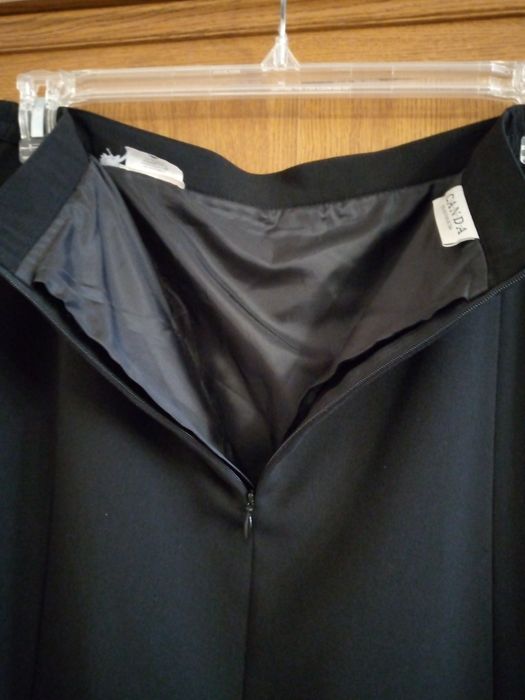 Жіноча спідниця на підкладці