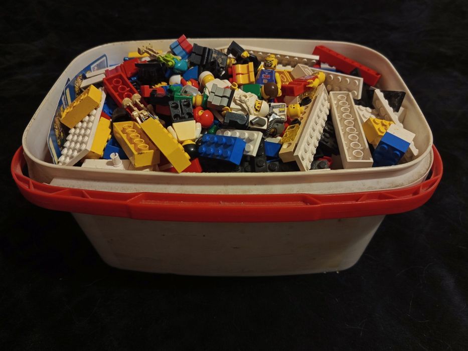 Lego Mix ~ 2 kilo
