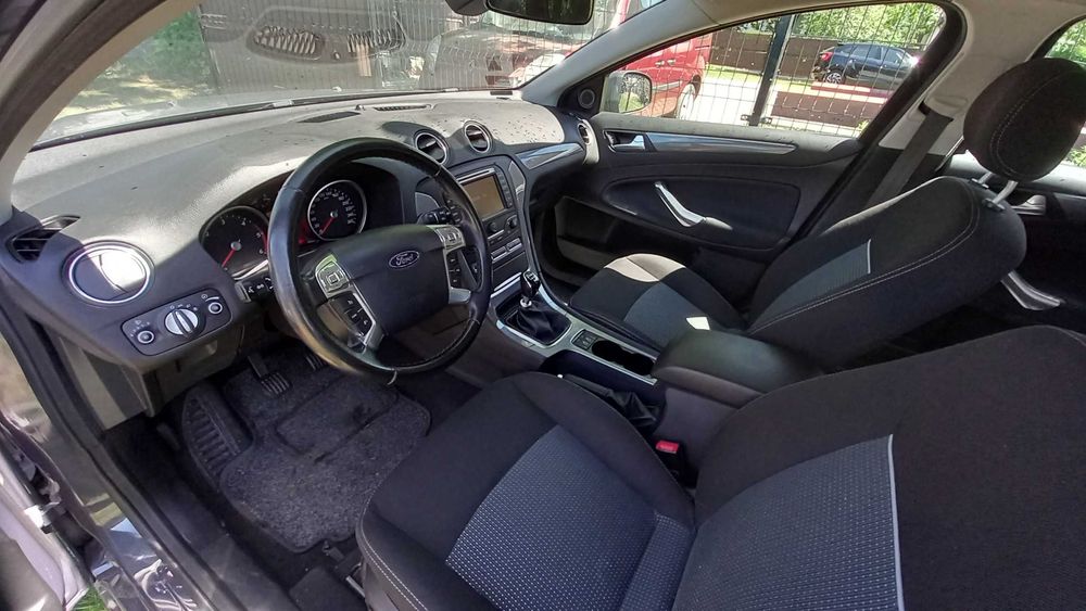 ford mondeo 2012 kombi hak