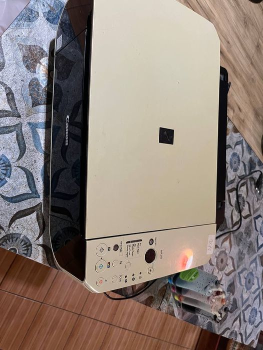 Продаю принтер mp210