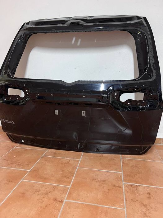 Крышка багажника Toyota Rav4 2019-2026