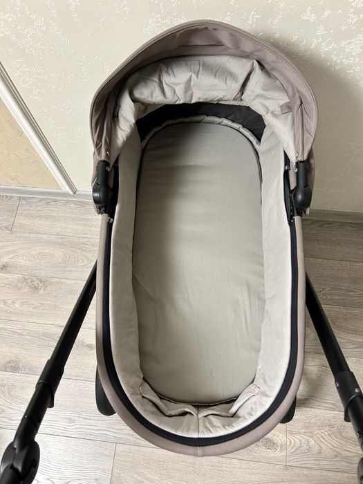 Продам візок 2в1 Roan Ivi 2.0 Cocoa Rosegold