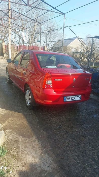 Рено логан 2012 рік