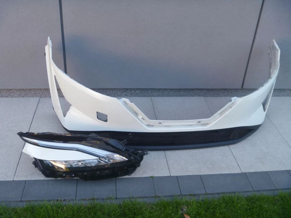 NISSAN QASHQAI III J12 LAMPA PRAWA PRZEDNIA PRZÓD FULL LED 100-8D02G ŁADNA BEZ USZKODZEŃ