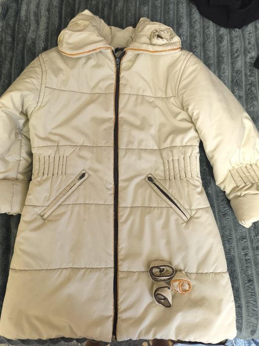 Пальто для дівчинки