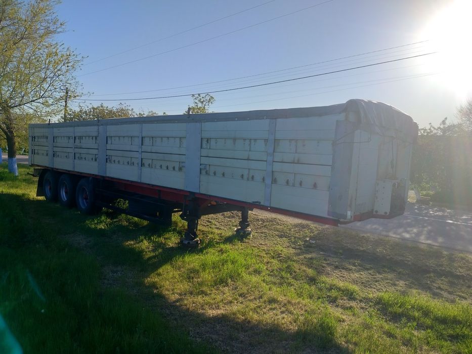 Продам прицеп зерновоз.