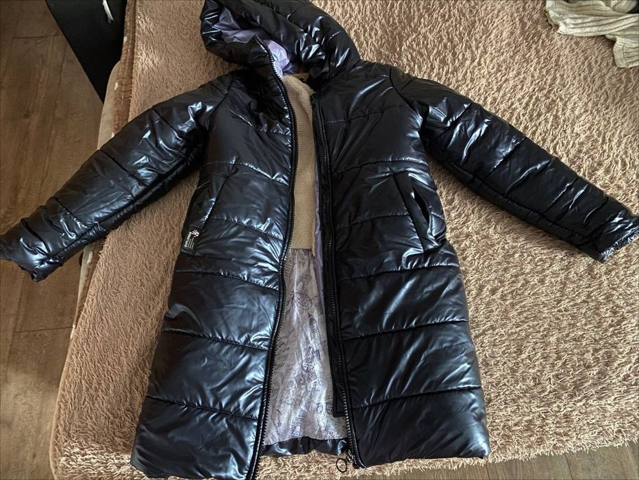 Продам зимову куртку